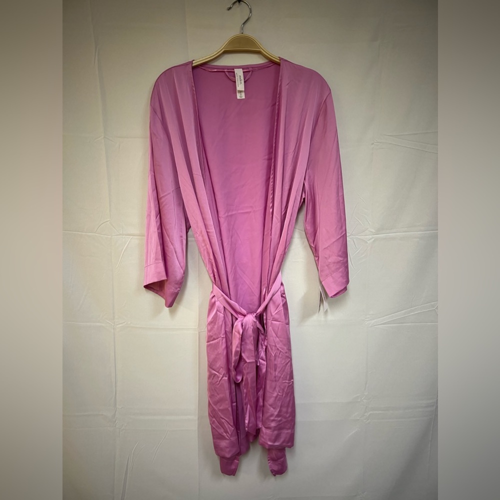 NEW AUDEN WOMENS SILK ROBE SIZE: XL/XXL